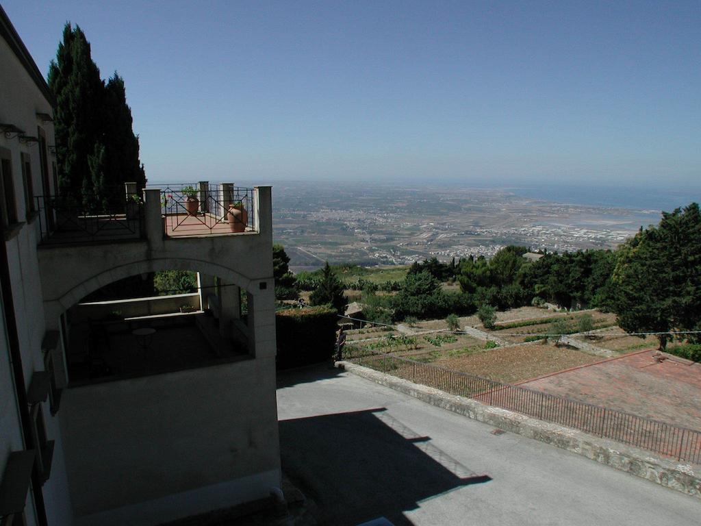 Eremo Hotel Casa Del Sorriso Erice Exterior foto